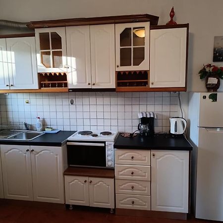 Apartment Rina Sarandë Buitenkant foto