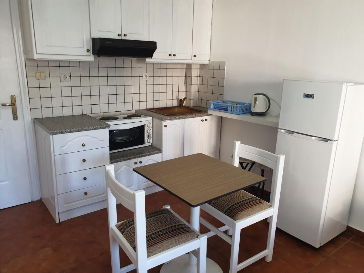 Apartment Rina Sarandë Buitenkant foto