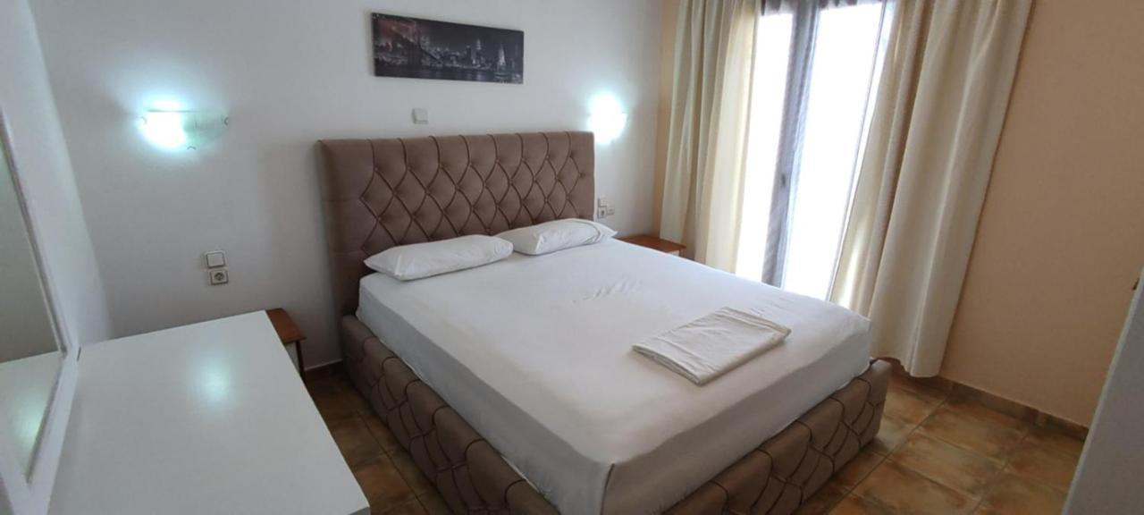 Apartment Rina Sarandë Buitenkant foto