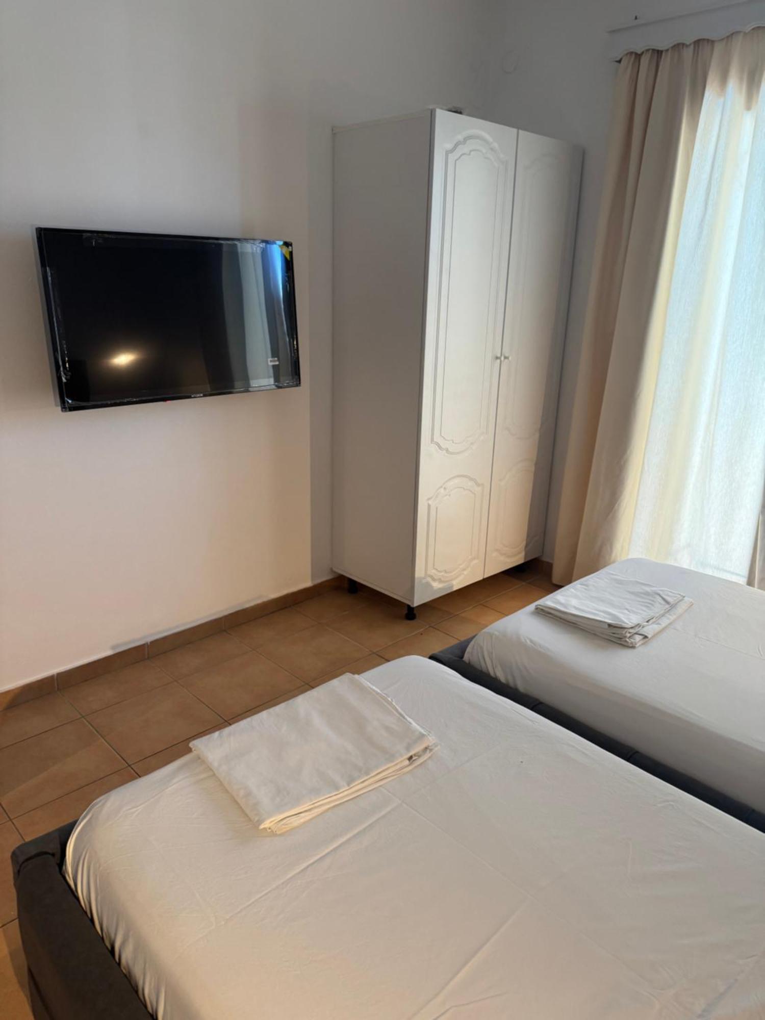 Apartment Rina Sarandë Buitenkant foto